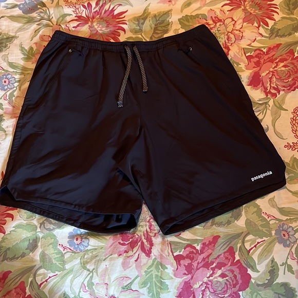 PATAGONIA size Large Board Short Swim Trunk Classic Black Lined Pockets $69 NEW - Picture 2 of 16